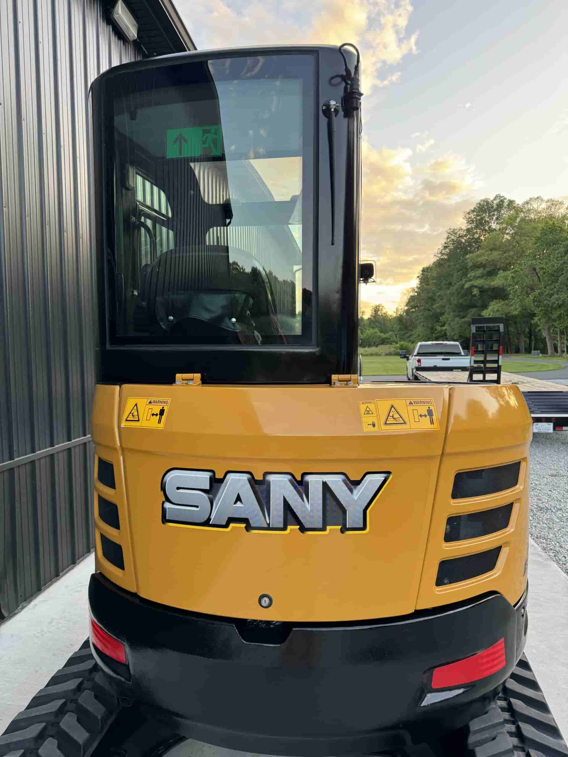 2023 SANY SY35U LIKE NEW
